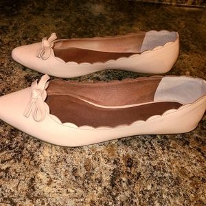 Adorable Kate Spade Scalloped Flats Size 9
